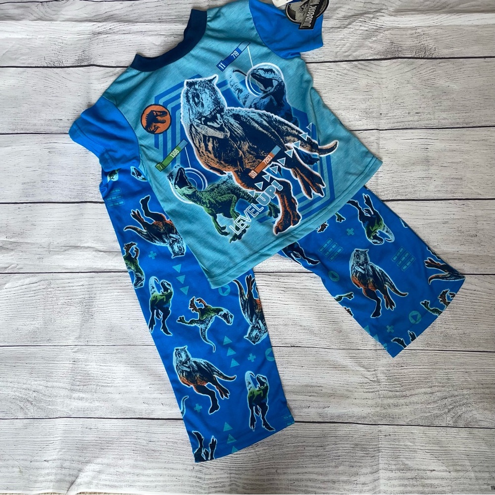 NWT Jurassic World Dinosaur Pajama Set
